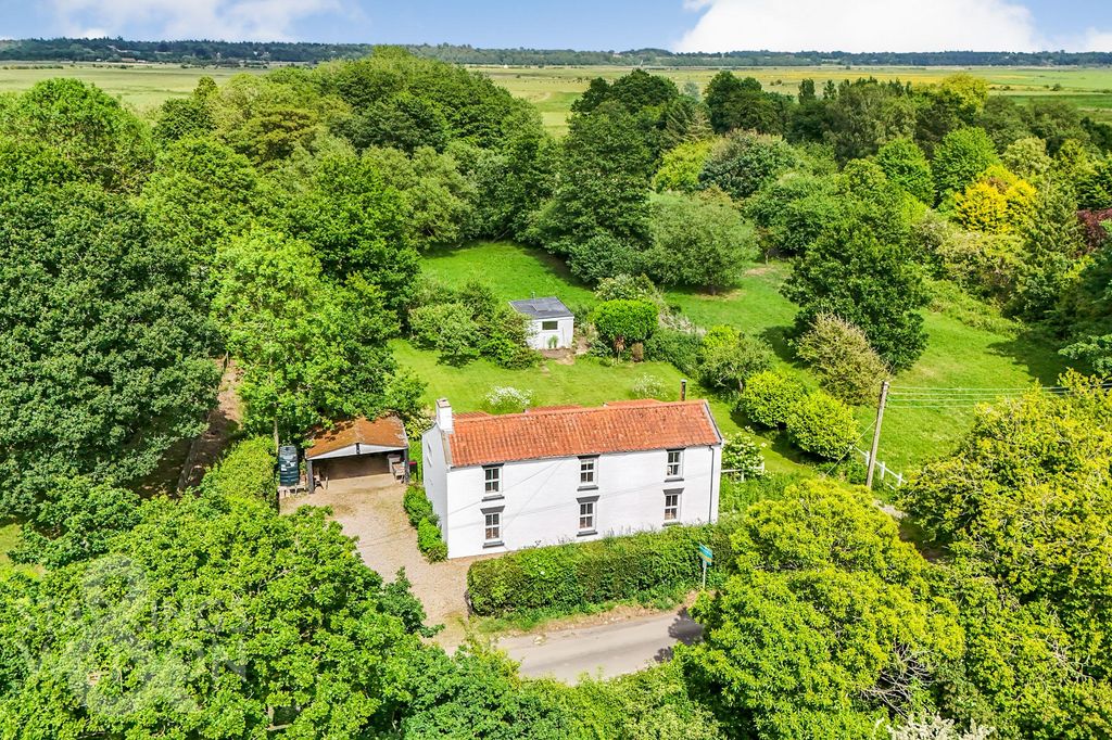 Property photo 2 of 30