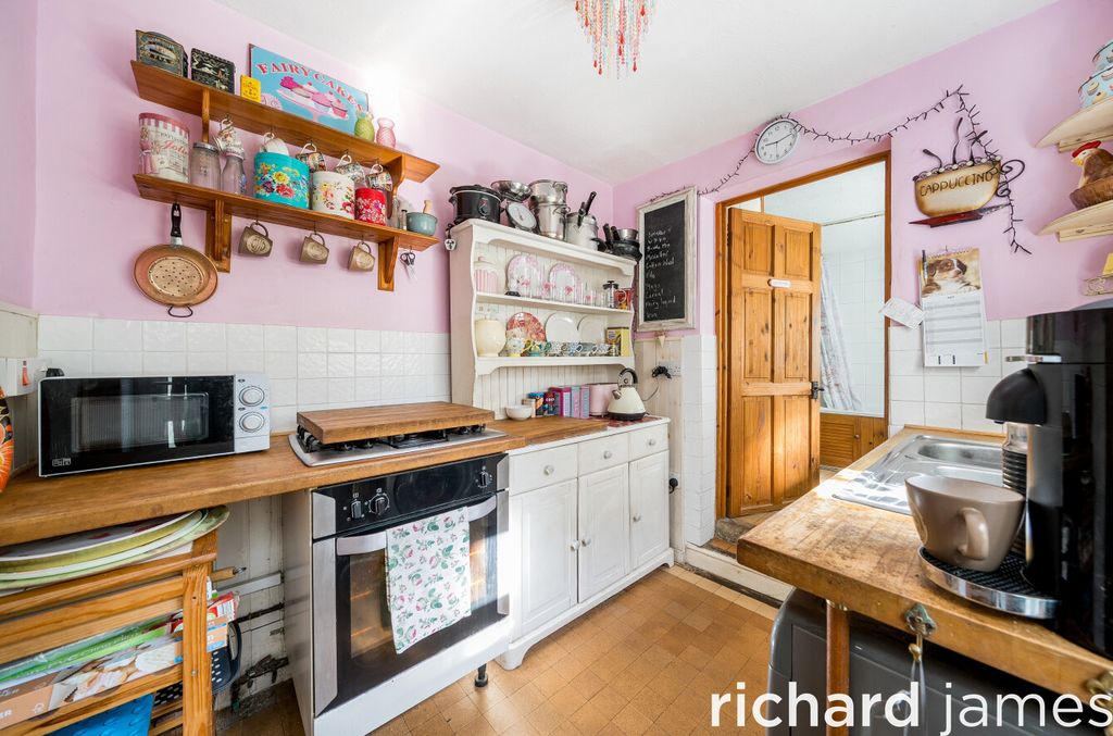 Property photo 3 of 12 Dd42653d8A6A4B52925A6B613d692E61