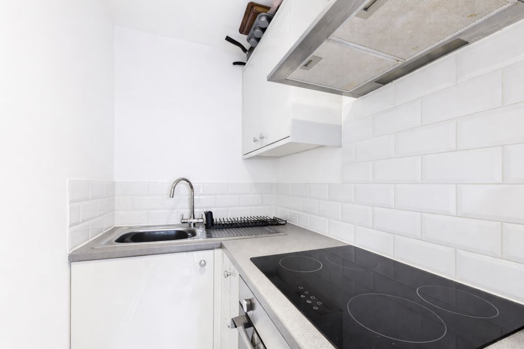 Property photo 3 of 6 0d5d7Bff-E335-4057-Bfa7-79B9d7Fb849c