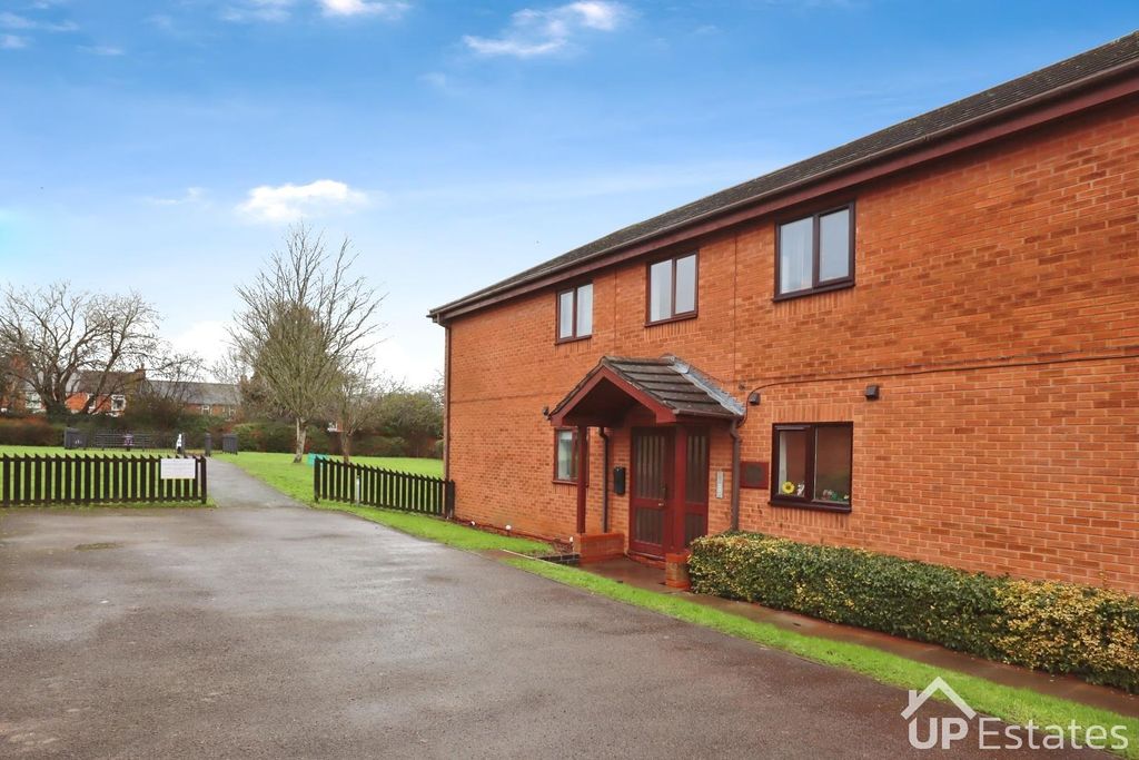 Property photo 1 of 9