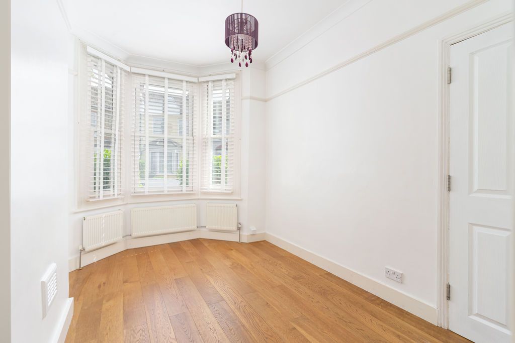 Property photo 2 of 19 Dining Room