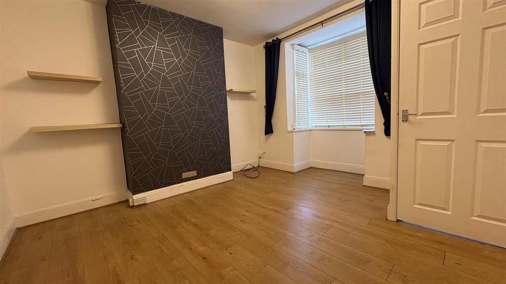 Property photo 3 of 8 Img_4757.Jpg