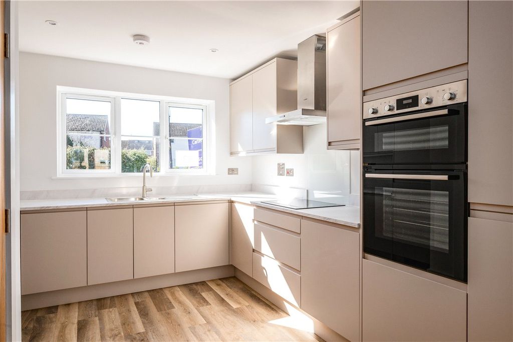 Property photo 3 of 7 Picture No. 38