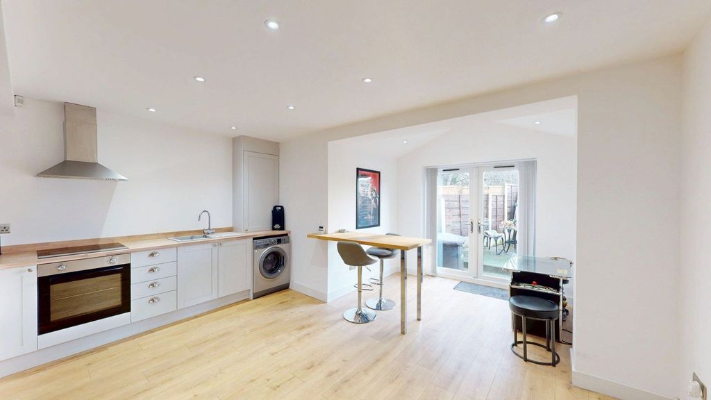 Property photo 2 of 13 Kitchen