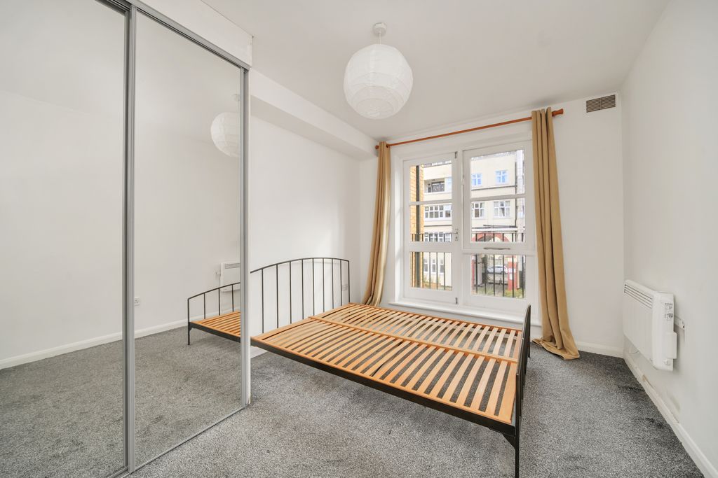 Property photo 3 of 12 Picture No. 06