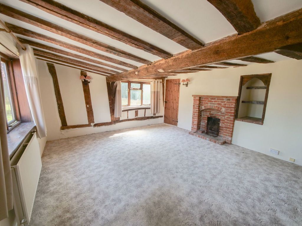 Property photo 2 of 19