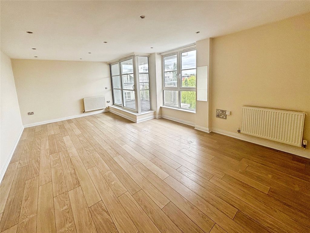 Property photo 2 of 10 Living Room
