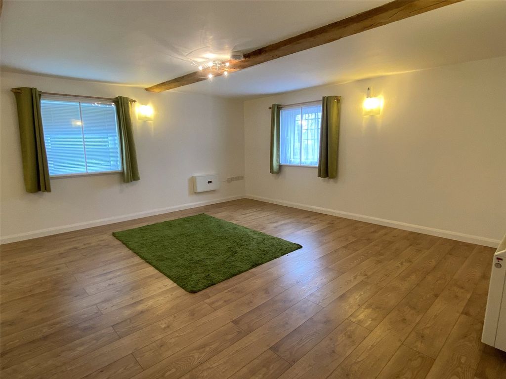 Property photo 2 of 7 Picture No. 04