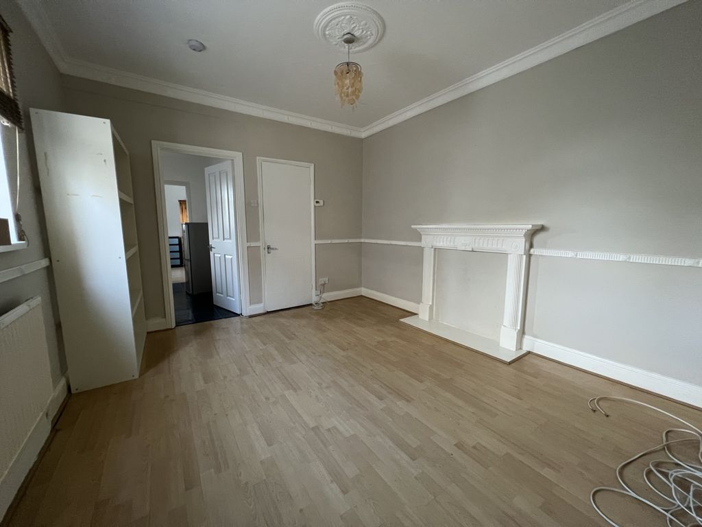 Property photo 2 of 7 3072-Hr-2.Jpg