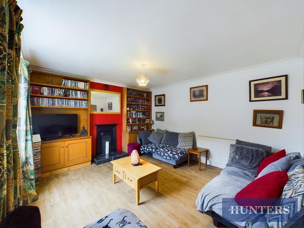 Property photo 2 of 16 Cam03696G0-Pr0276-Still019.Jpg