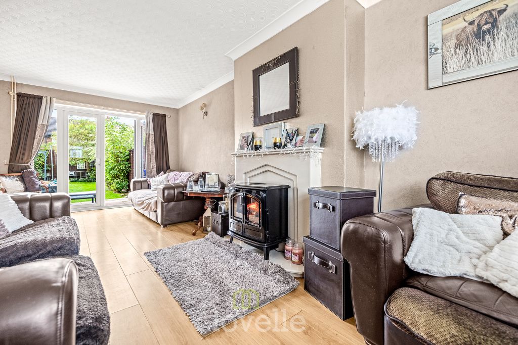 Property photo 2 of 25