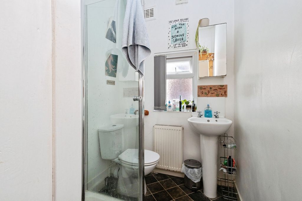 Property photo 2 of 21 Pbox-Img.Jpg