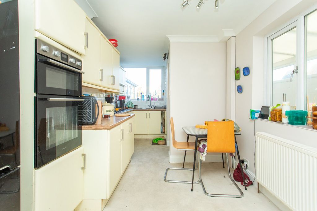 Property photo 3 of 22 Picture 3