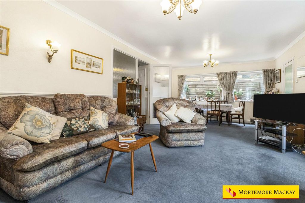 Property photo 3 of 31 21_62714_Watermarked.Jpg
