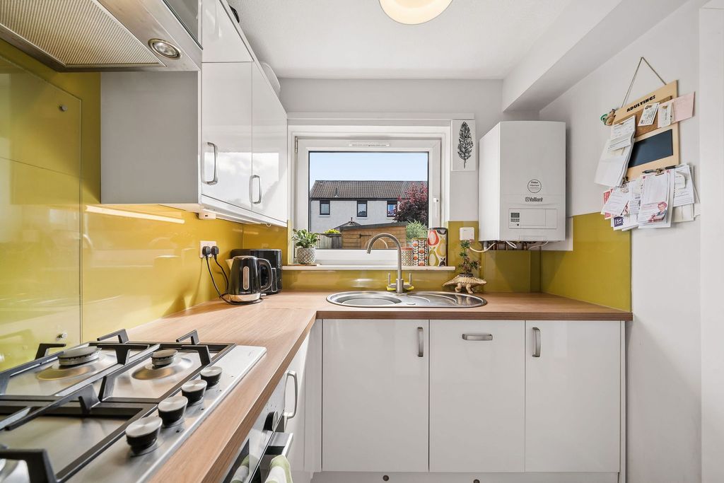 Additional image 9 of 2 bed flat for saleOrmiston Drive, East Calder EH53