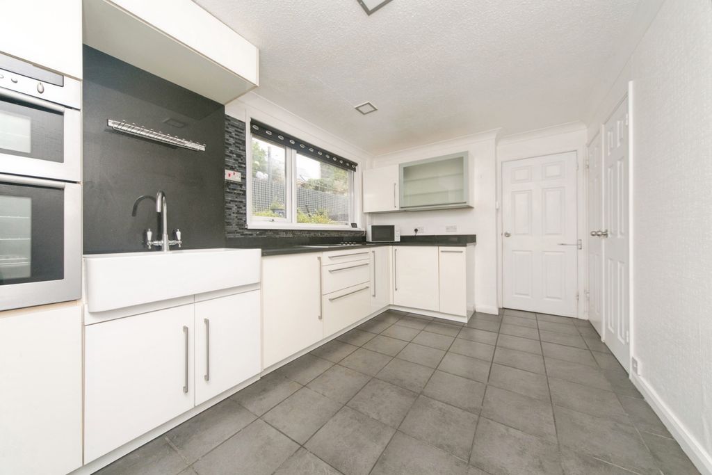 Property photo 2 of 24 Pbox-Img.Jpg