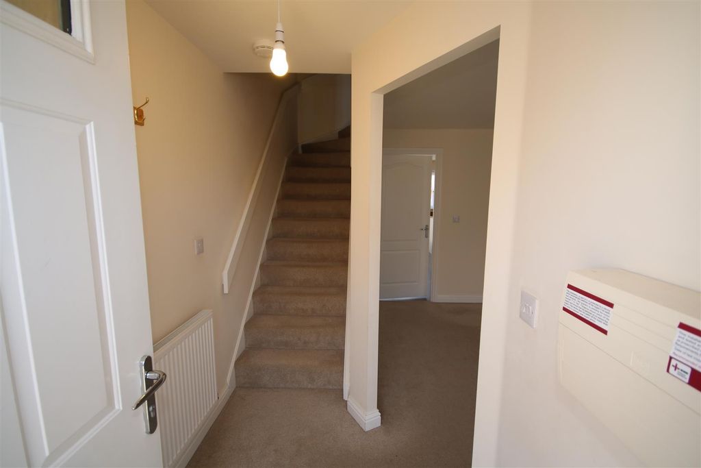 Property photo 3 of 24