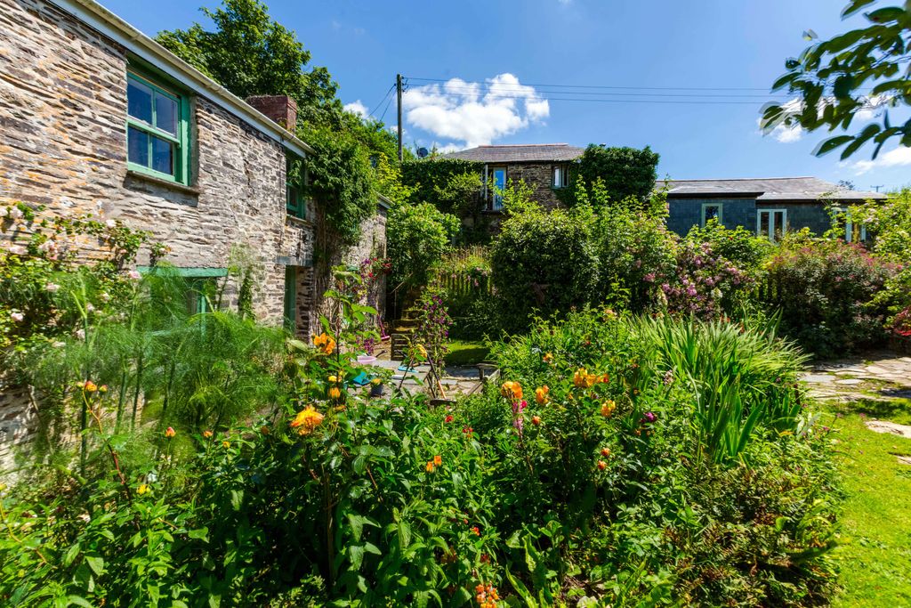 Property photo 2 of 29 664Dd170Ed299_Littlewoods-(Ext)-12