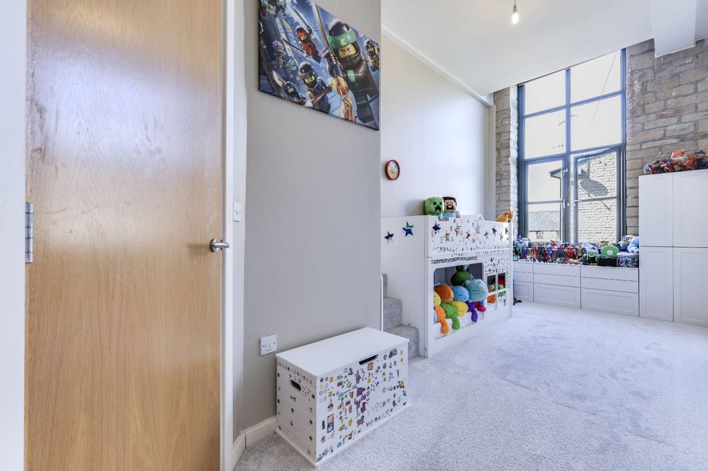 Additional image 8 of 2 bed flat for saleMeadow Road, Apperley Bridge, Bradford, West Yorkshire BD10