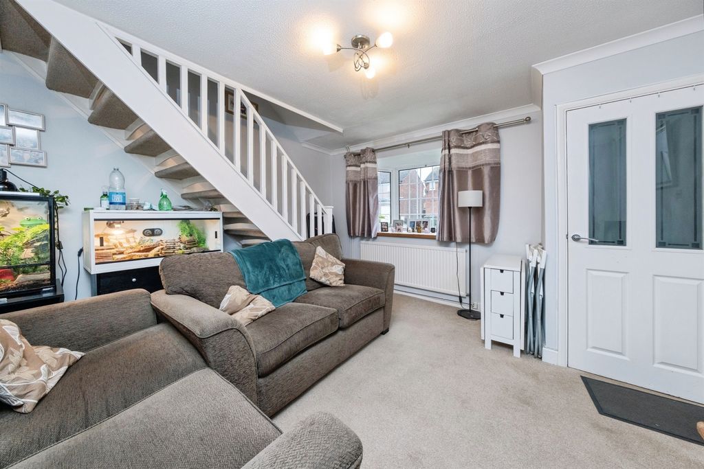 Property photo 2 of 16