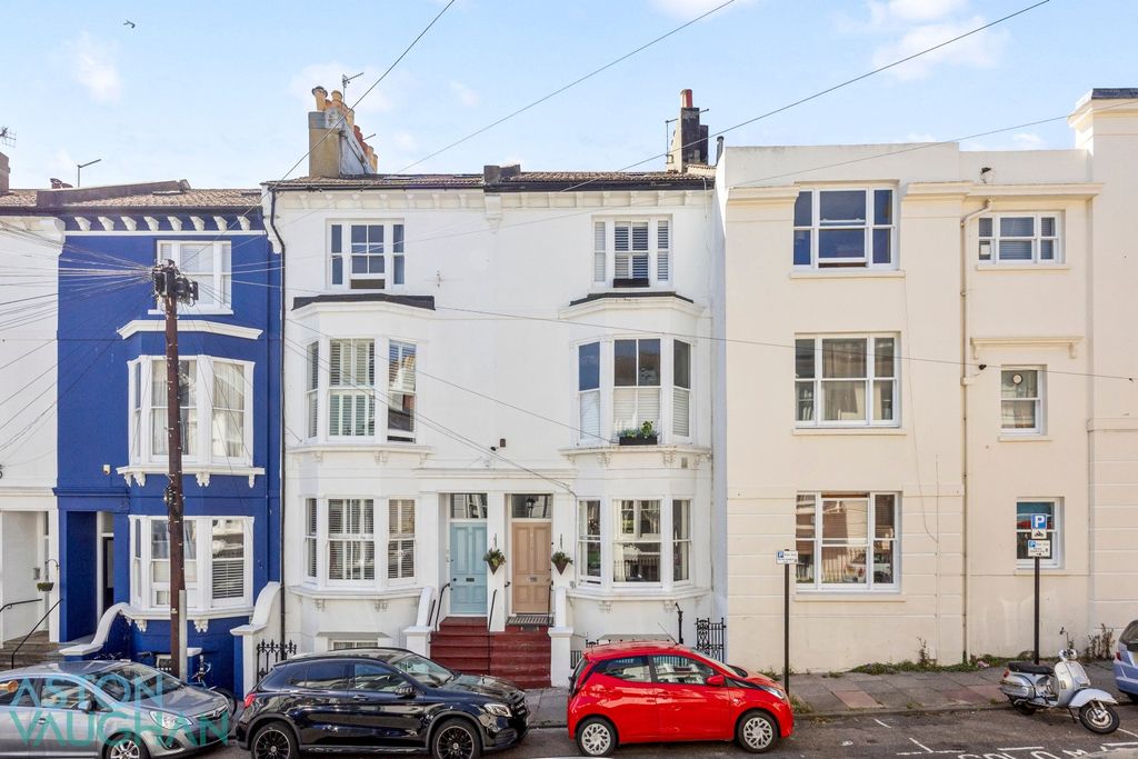 Property photo 1 of 20 5126420