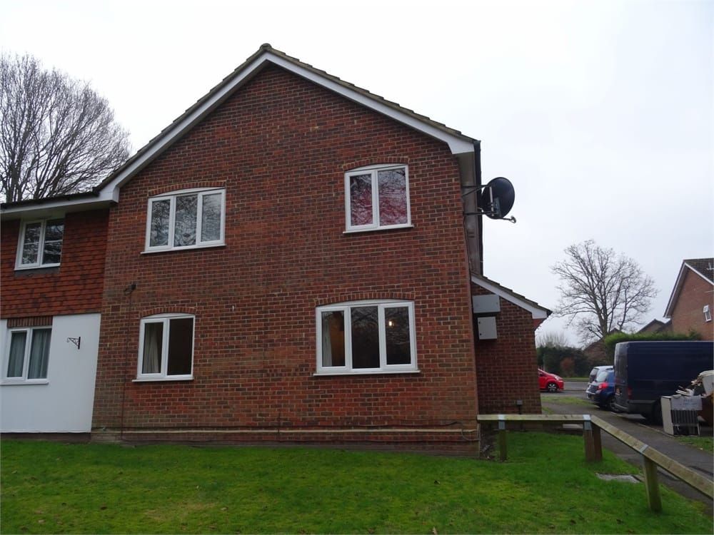 Property photo 1 of 8
