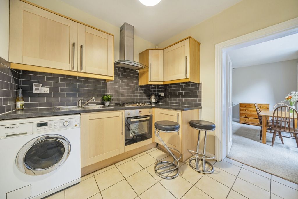 Property photo 2 of 6 1203927 (5)c