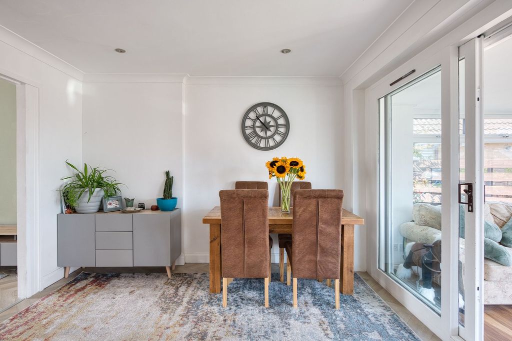 Property photo 3 of 36 Dining Area