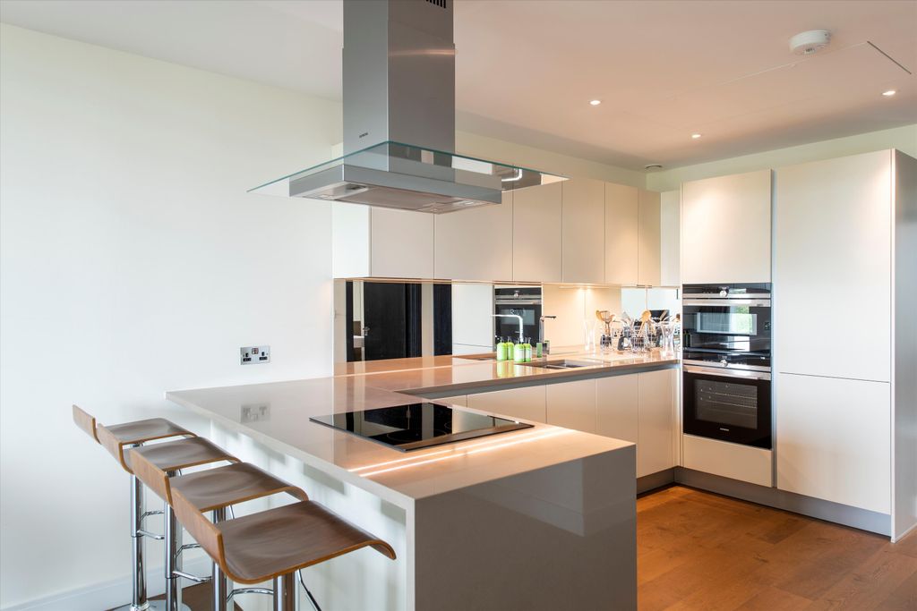 Property photo 1 of 25 Image