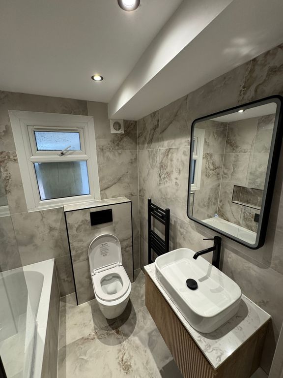 Property photo 3 of 10 Photo 1