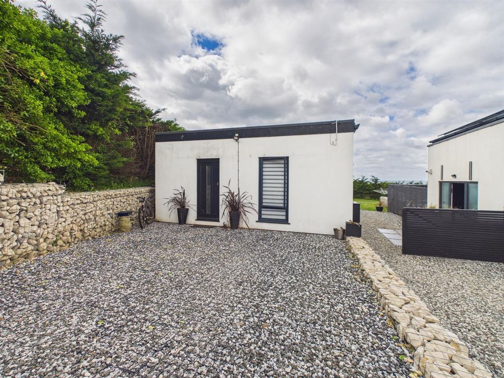 Additional image 58 of 5 bed property for saleChene Road, Peacehaven BN10
