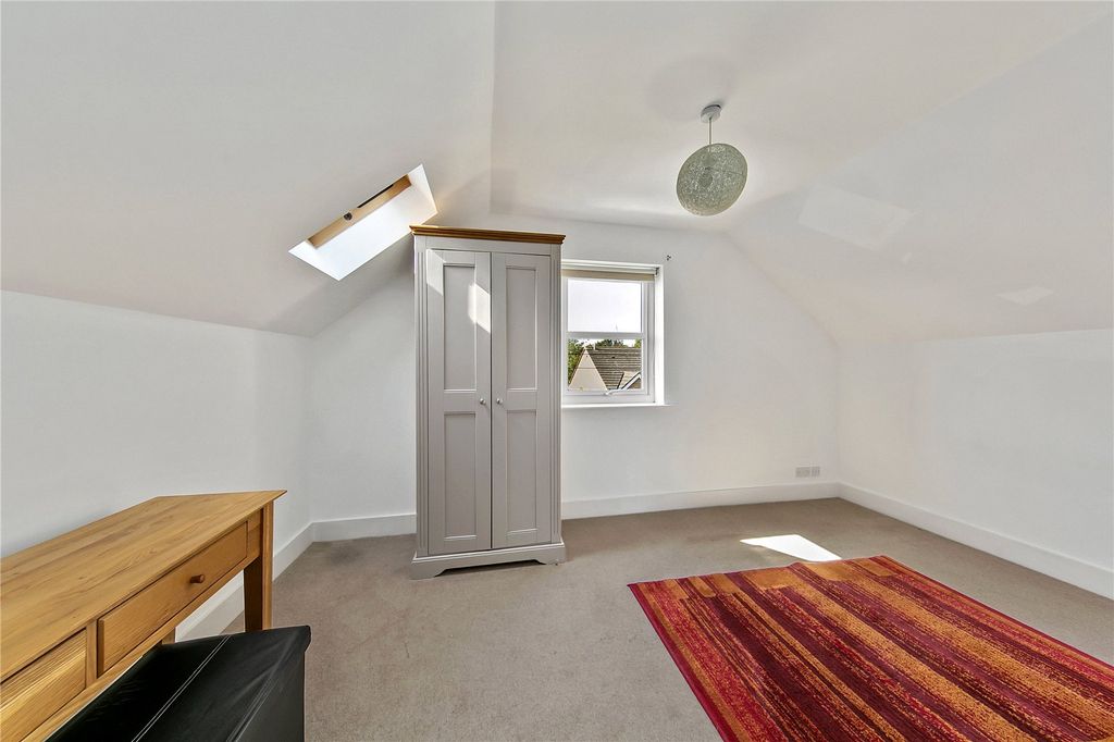 Property photo 3 of 8 Picture No. 06