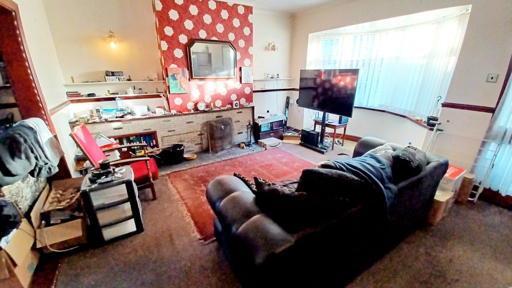 Property photo 2 of 15 20260105_130731