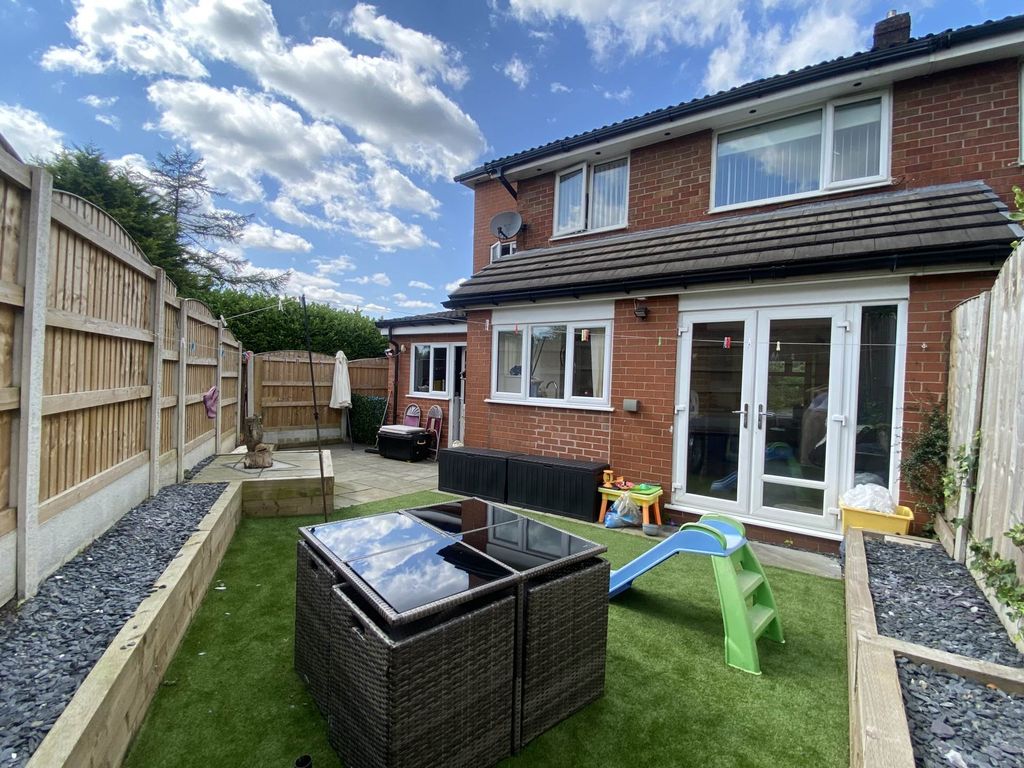 Property photo 2 of 19