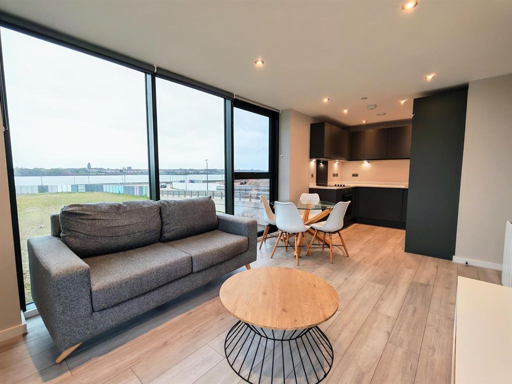 Property photo 2 of 13 Living/Dining Room