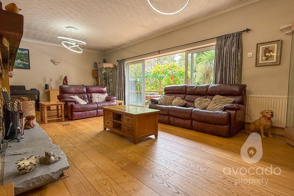 Property photo 3 of 30 5253927