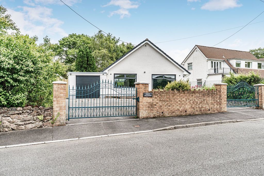 Property photo 1 of 45