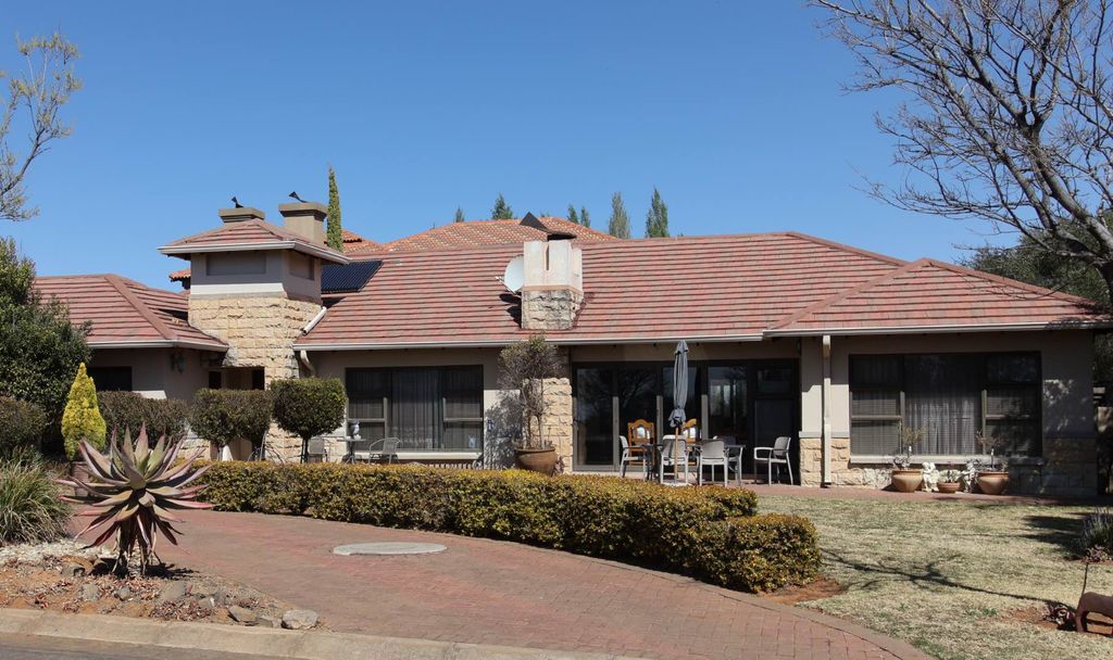 Property photo 1 of 35