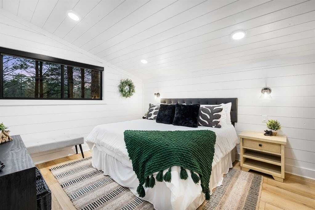 Property photo 3 of 3 <Alttext/>