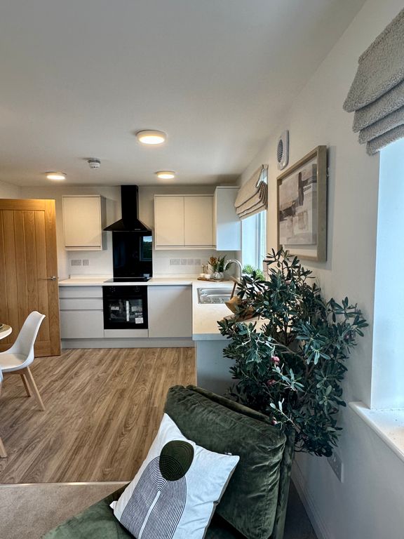 Property photo 3 of 9