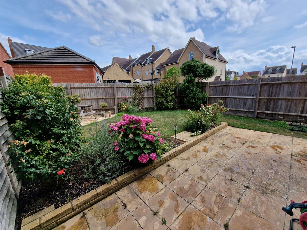 Property photo 1 of 21 1000048663