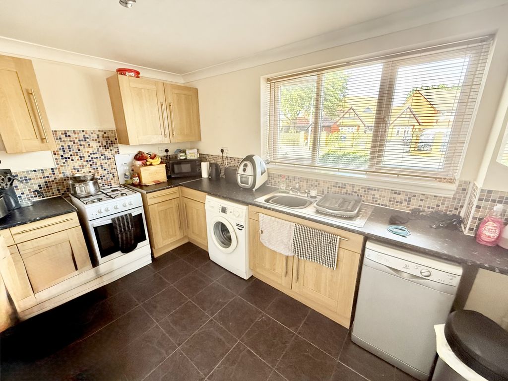 Property photo 2 of 6 Img_9983