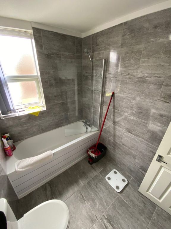 Property photo 3 of 27