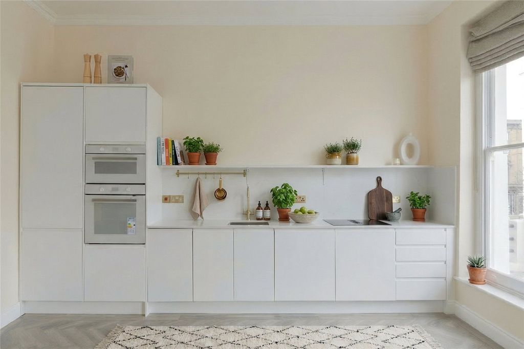 Property photo 2 of 8 Picture No. 05