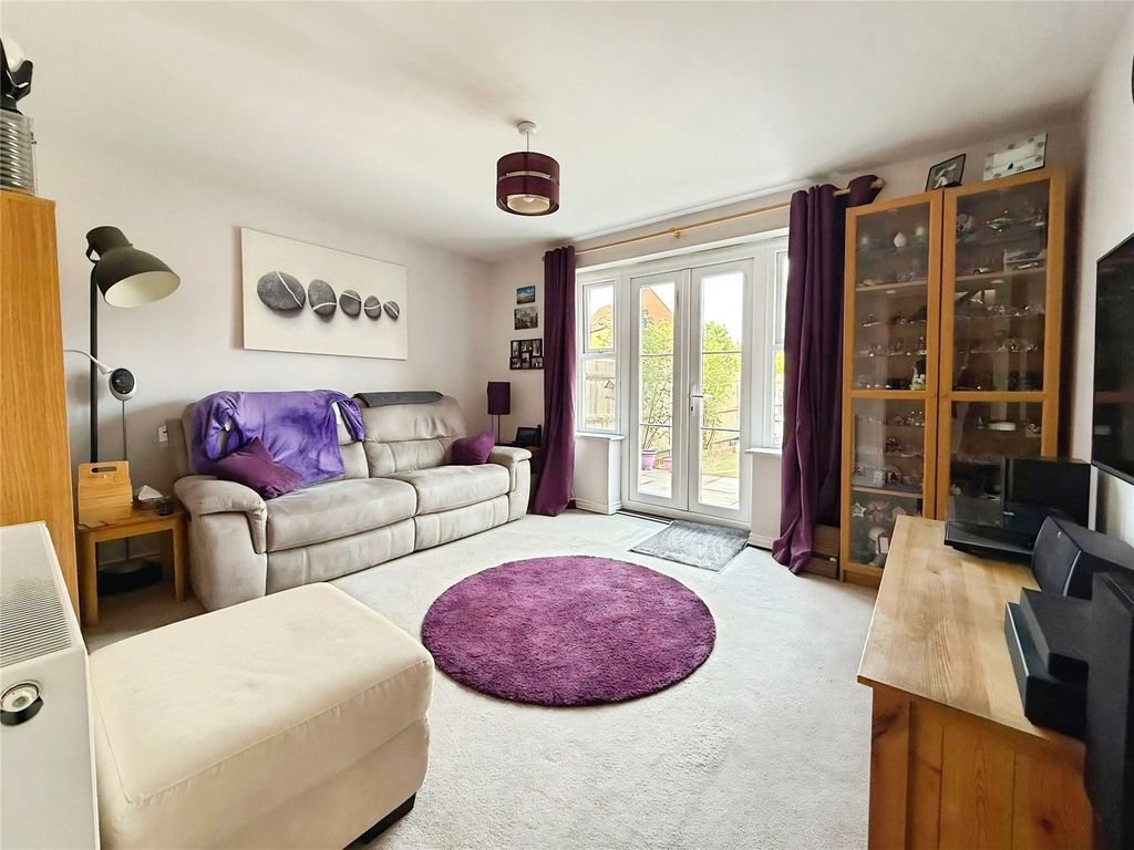 Property photo 3 of 12 Picture No. 10
