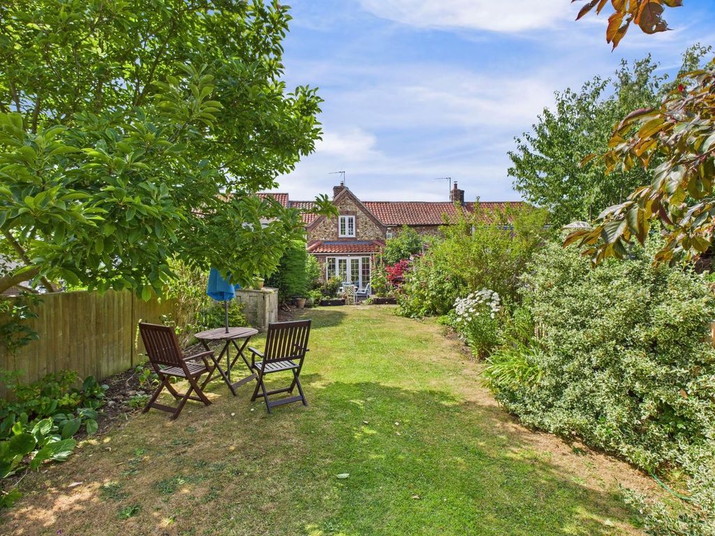 Property photo 1 of 22
