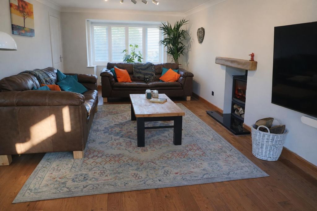 Property photo 3 of 40 Summers3.Png