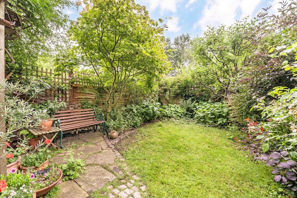 Property photo 3 of 7