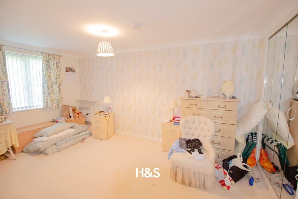 Property photo 3 of 10 1 Gracewell - Bedroom.Jpg