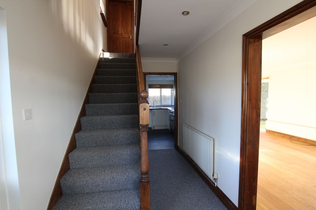 Property photo 3 of 26